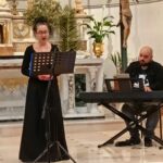 Colonnella, il Soprano Elga Vagnoni e il Tenore Andrea Ottavini hanno intonato lo Stabat Mater di Pergolesi