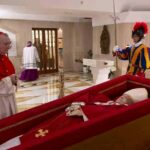 Sabato 26 aprile alle 10, sul sagrato di San Pietro, si terranno le esequie di Papa Francesco